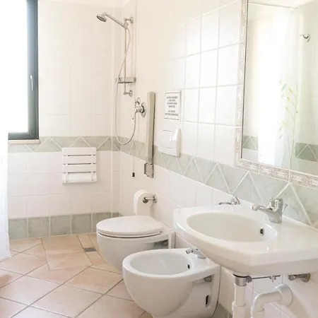 Podere La Maesta Apartment *