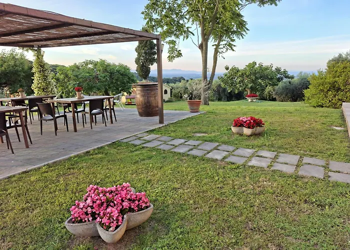 Podere La Maesta 公寓 *